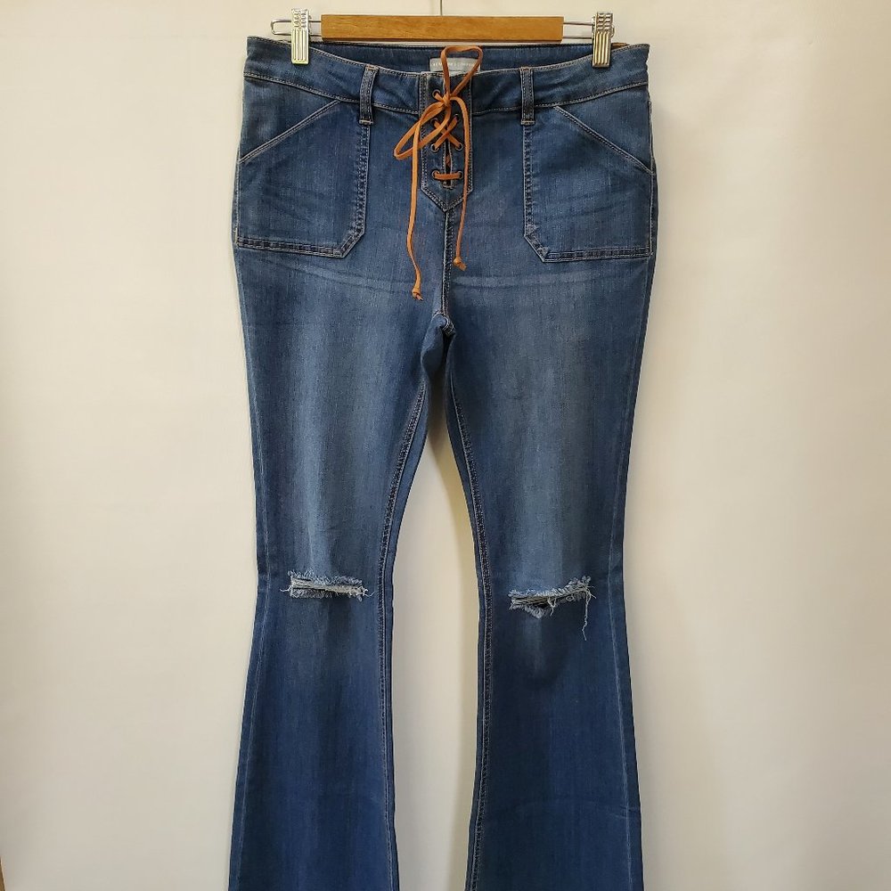 New York & Company Lace up, Lace Frontt Jeans, Flare, Size 8 NWT